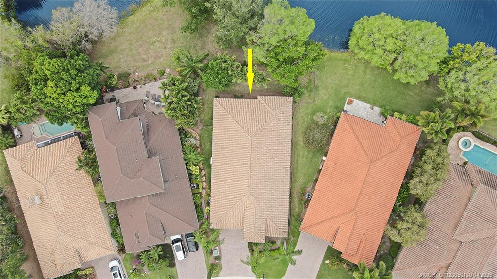 736 SW Pebble Lane