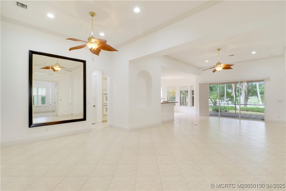 736 SW Pebble Lane
