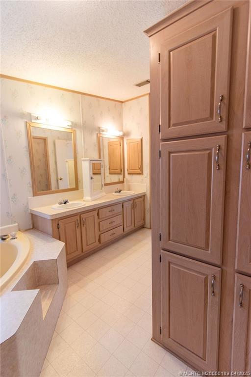 2500 SW Marquis Terrace