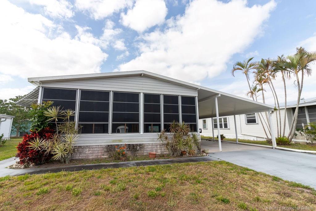 2500 SW Marquis Terrace