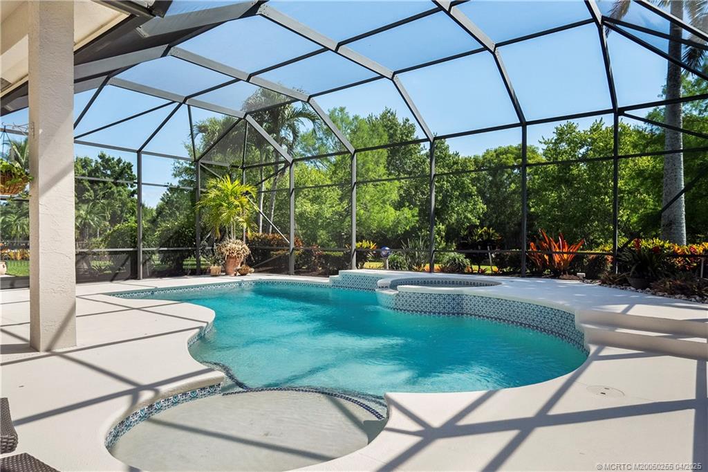 4473 SW Long Bay Drive