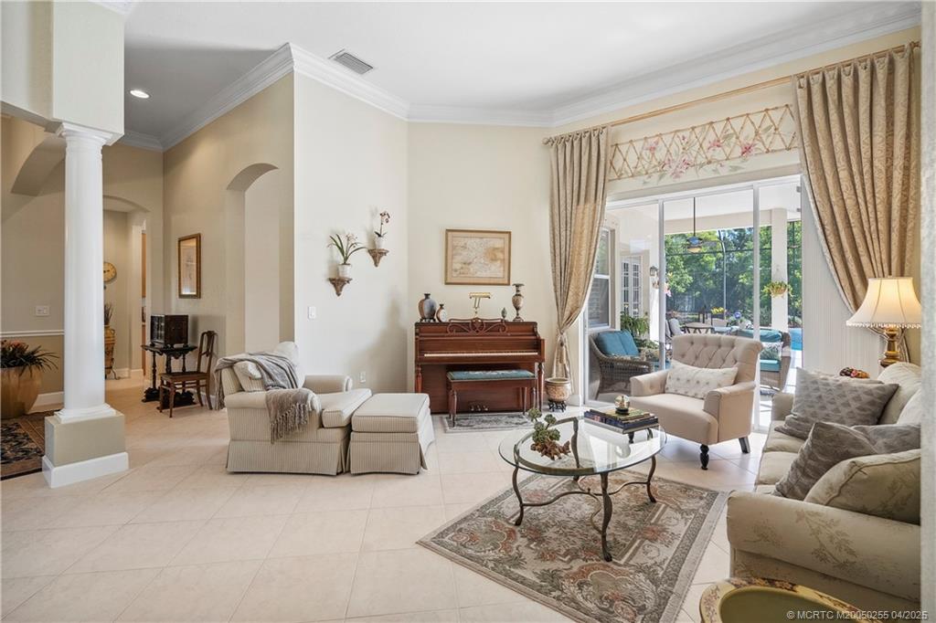 4473 SW Long Bay Drive