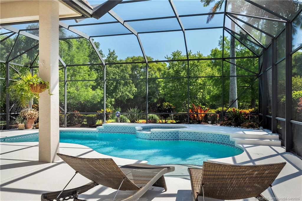 4473 SW Long Bay Drive