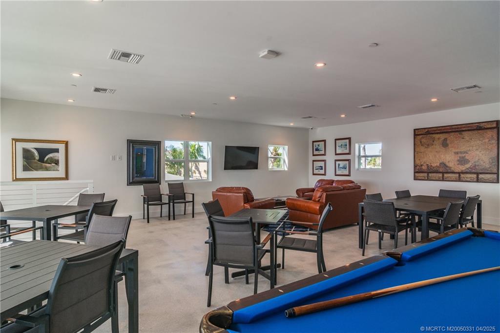 675 NW Flagler Avenue 201