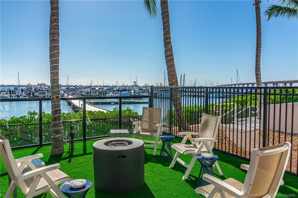 675 NW Flagler Avenue 201