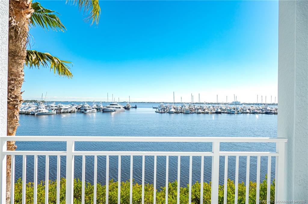 675 NW Flagler Avenue 201