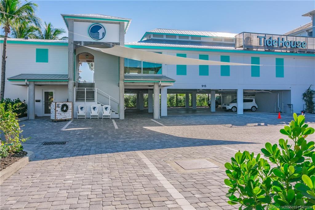 675 NW Flagler Avenue 201