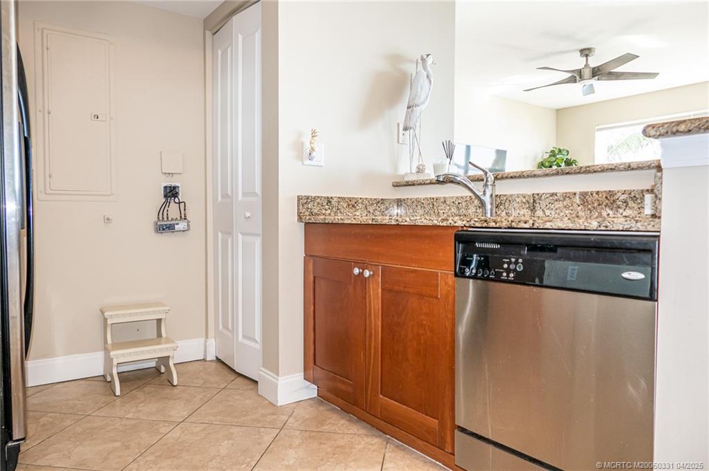 675 NW Flagler Avenue 201