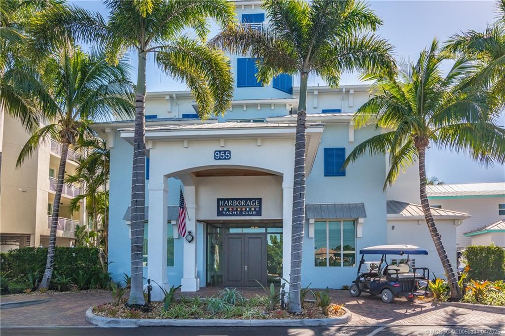 675 NW Flagler Avenue 201