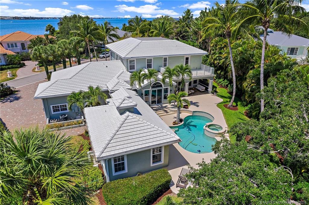 11 Castle Hill Way