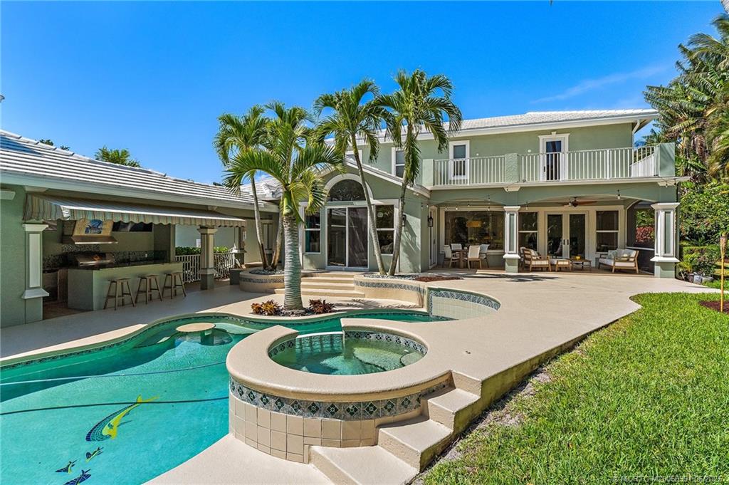 11 Castle Hill Way
