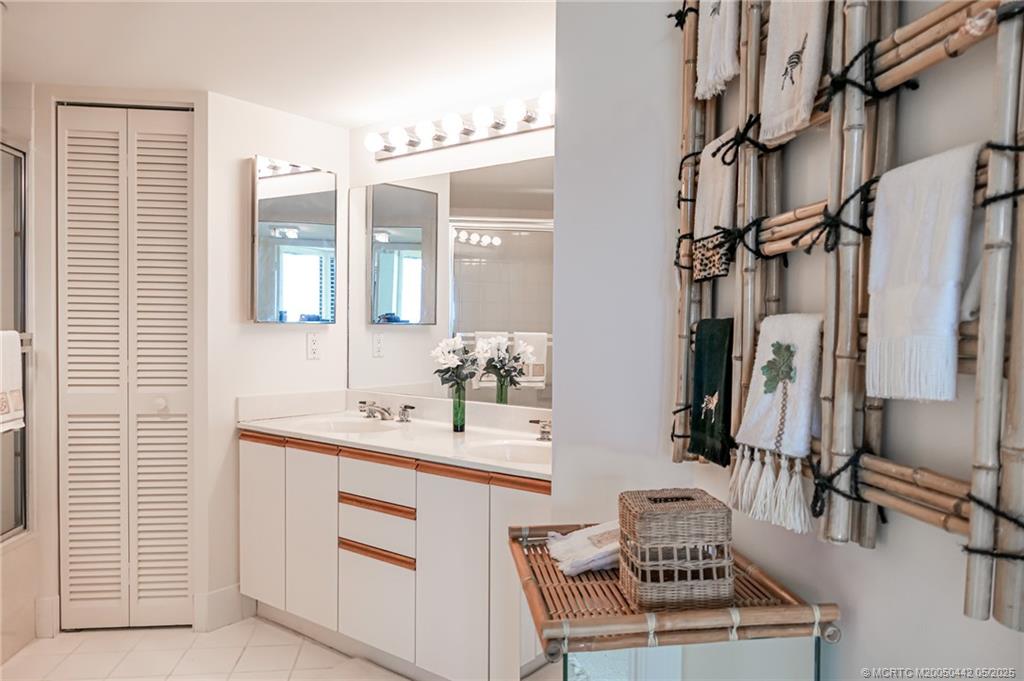 8800 S Ocean Drive 301