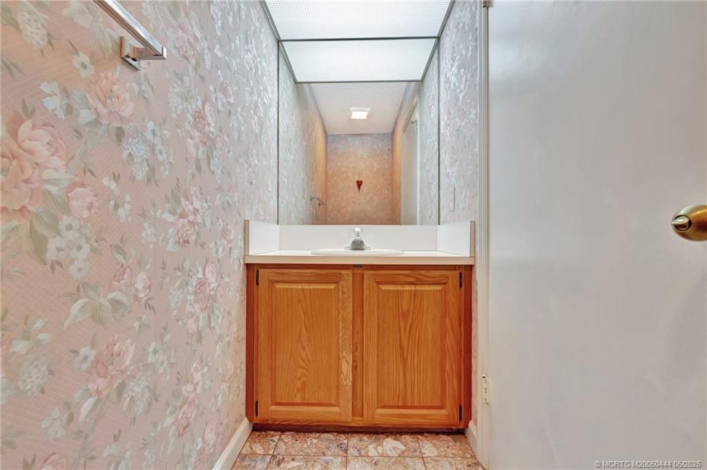 2101 SW Olympic Club Terrace