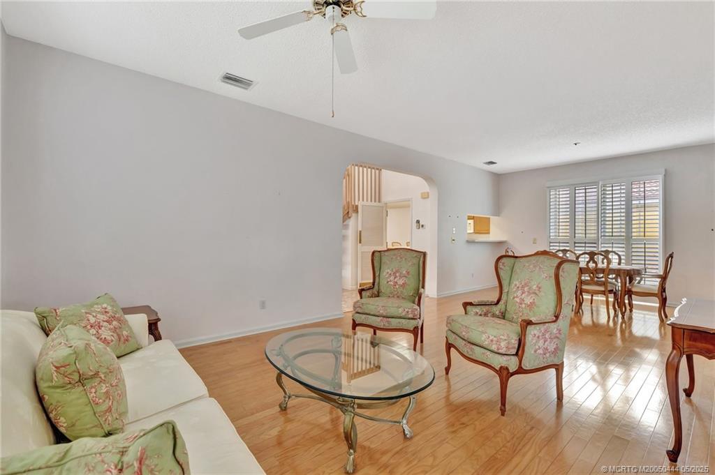 2101 SW Olympic Club Terrace