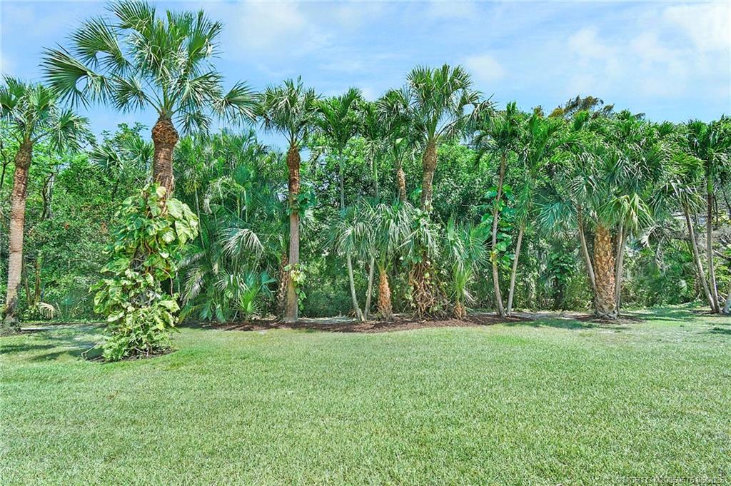 5327 SE Reef Way