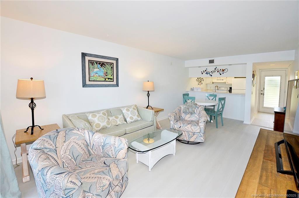 40 NE Plantation Road 116