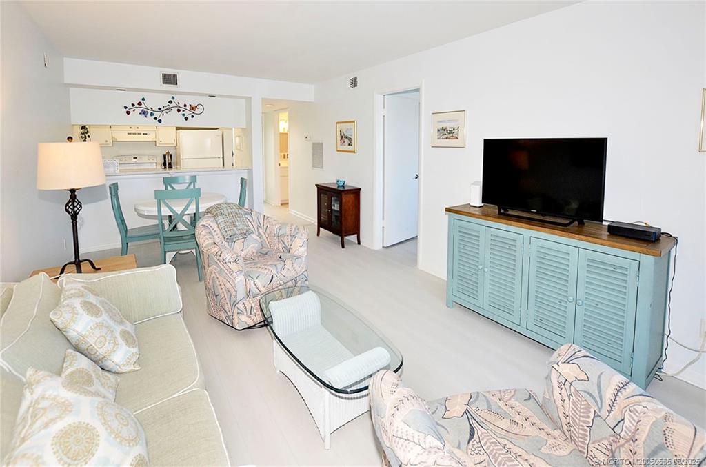 40 NE Plantation Road 116