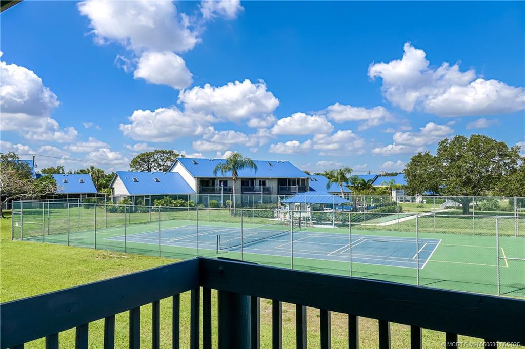 1585 NE Beacon Drive NE 1107