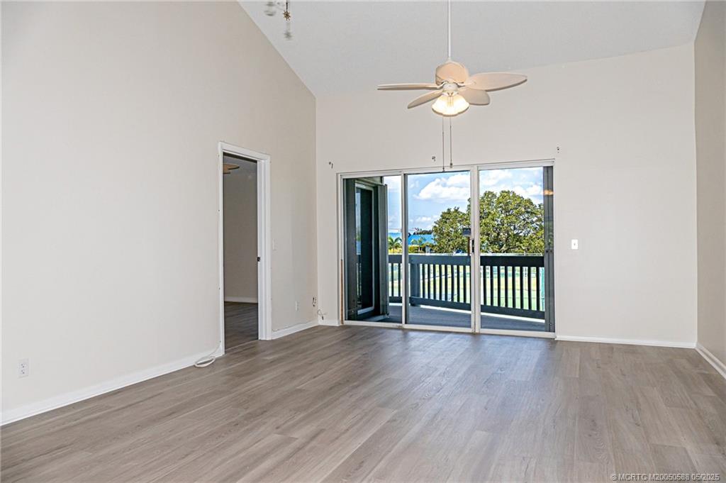 1585 NE Beacon Drive NE 1107