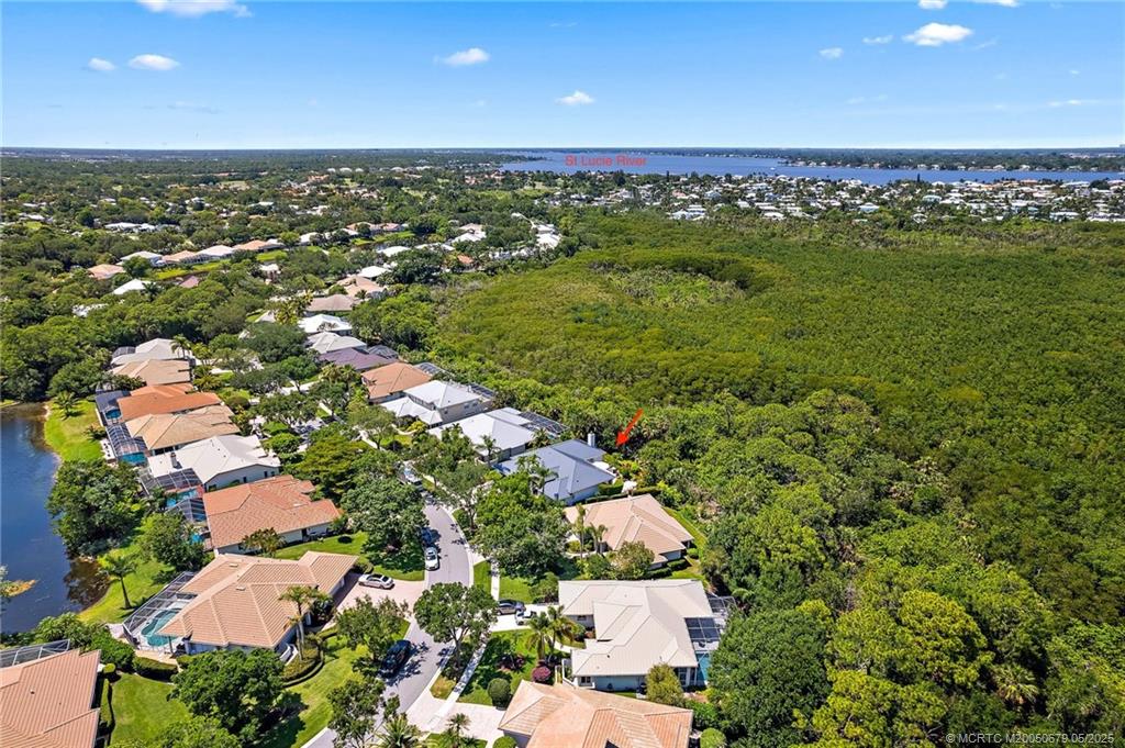 922 SW Lighthouse Drive