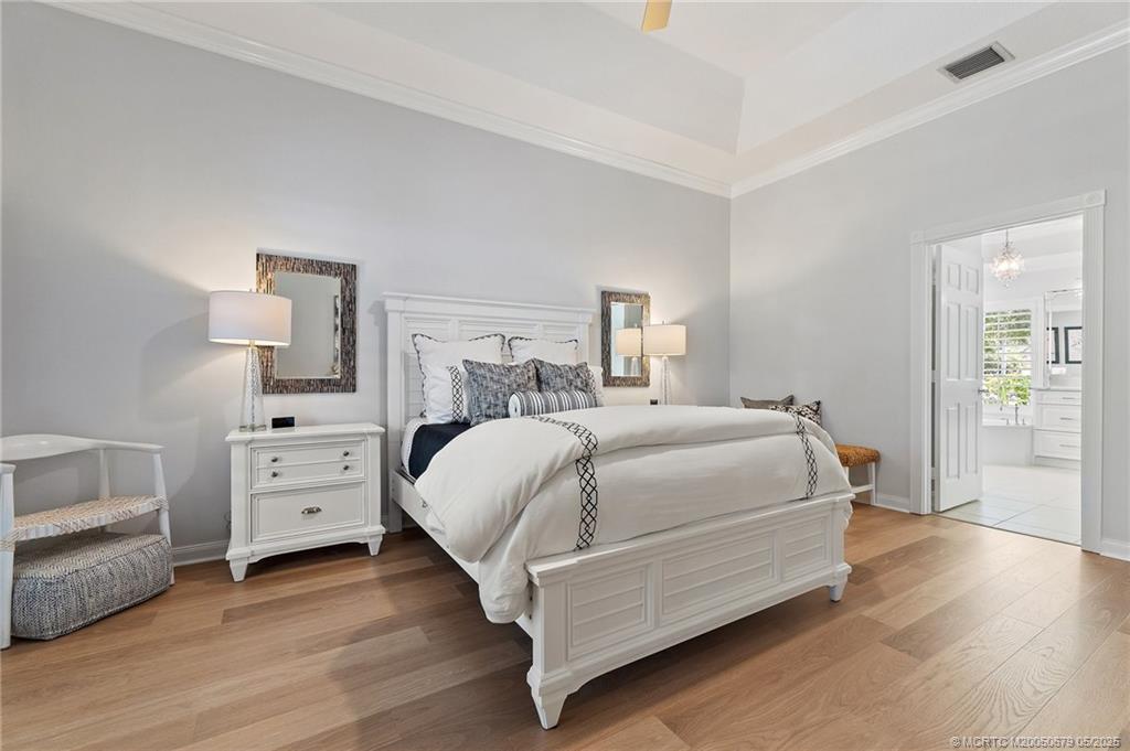 922 SW Lighthouse Drive