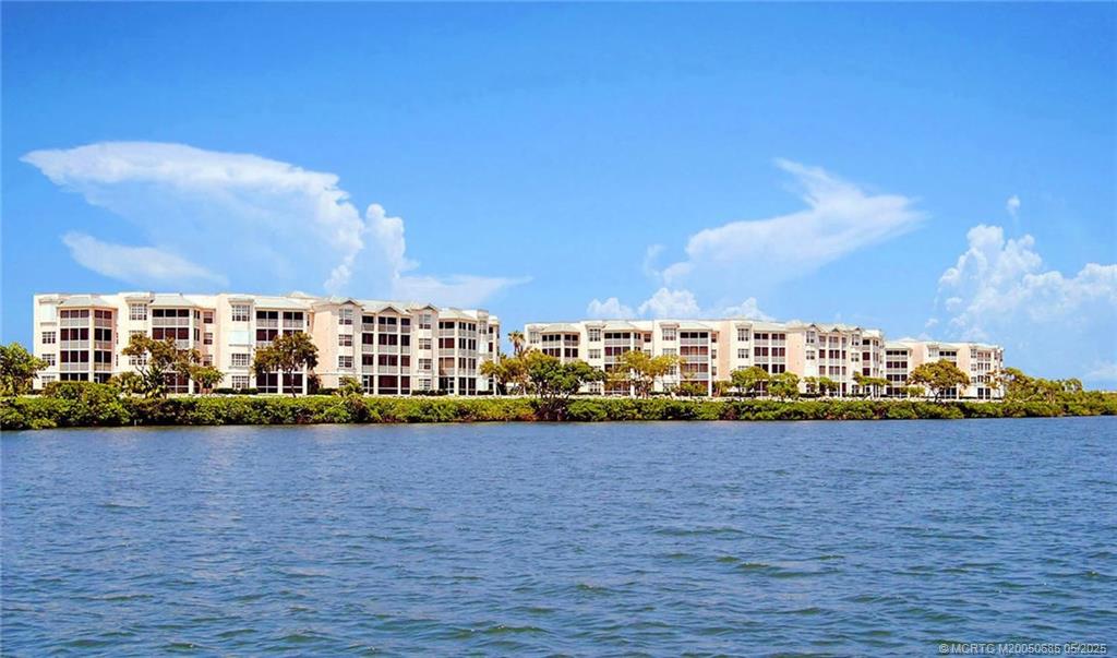 5750 NE Island Cove Way 3101