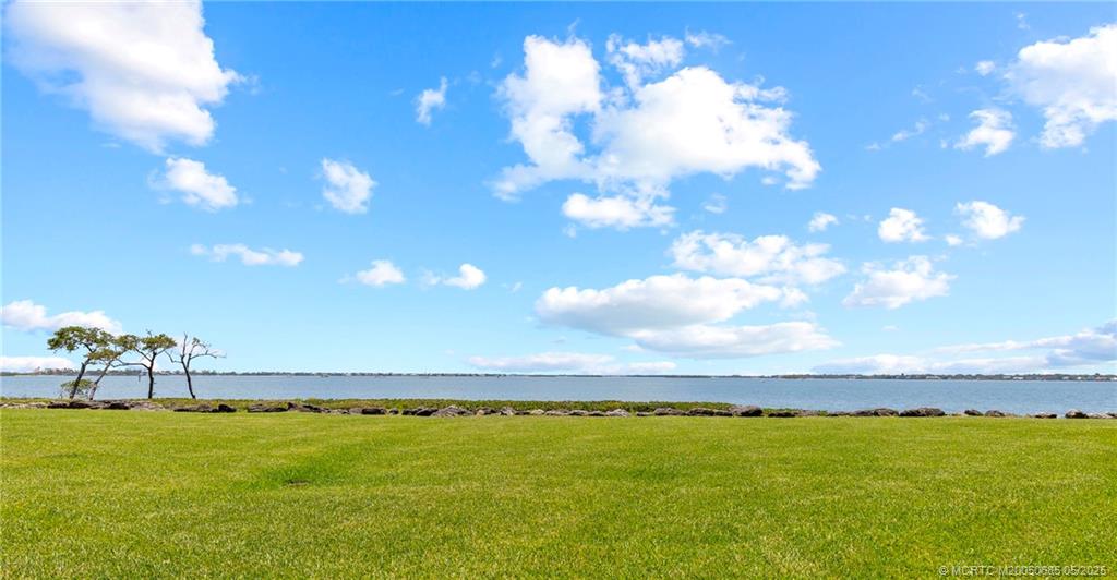 5750 NE Island Cove Way 3101