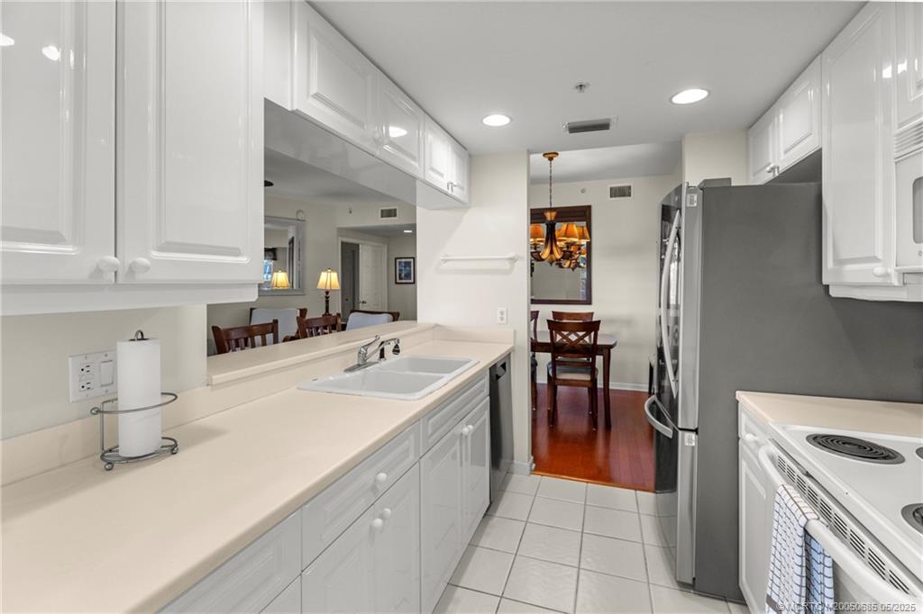 5750 NE Island Cove Way 3101