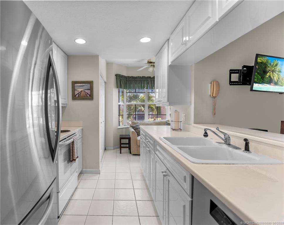 5750 NE Island Cove Way 3101