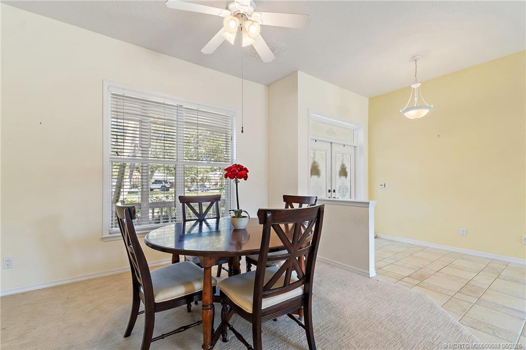 579 SE Meadow Wood Way