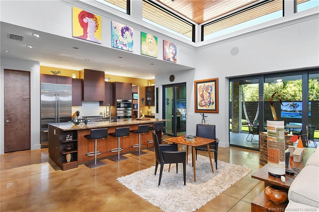 314 SE Pelican Drive