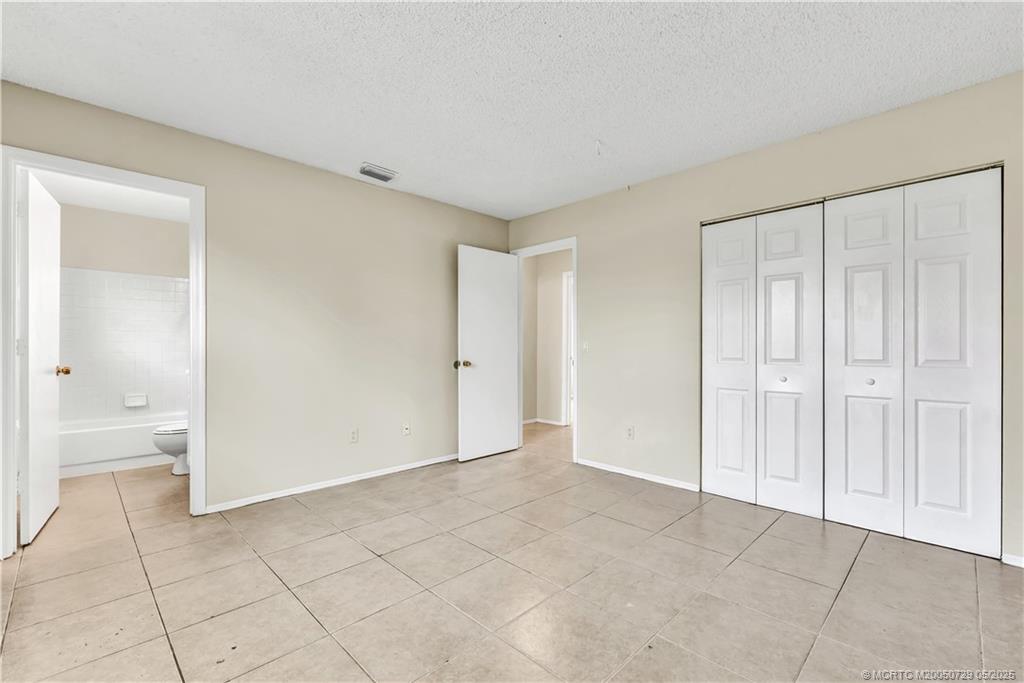 2832 SW Ann Arbor Road