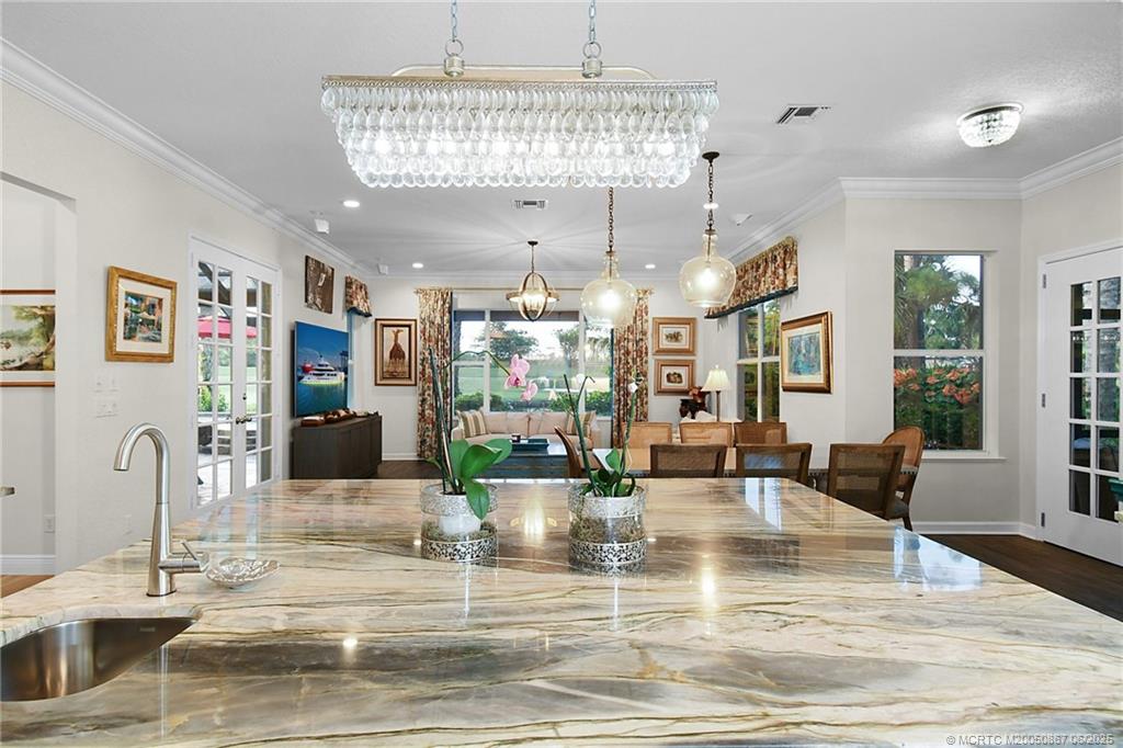 2109 SE Talbot Place