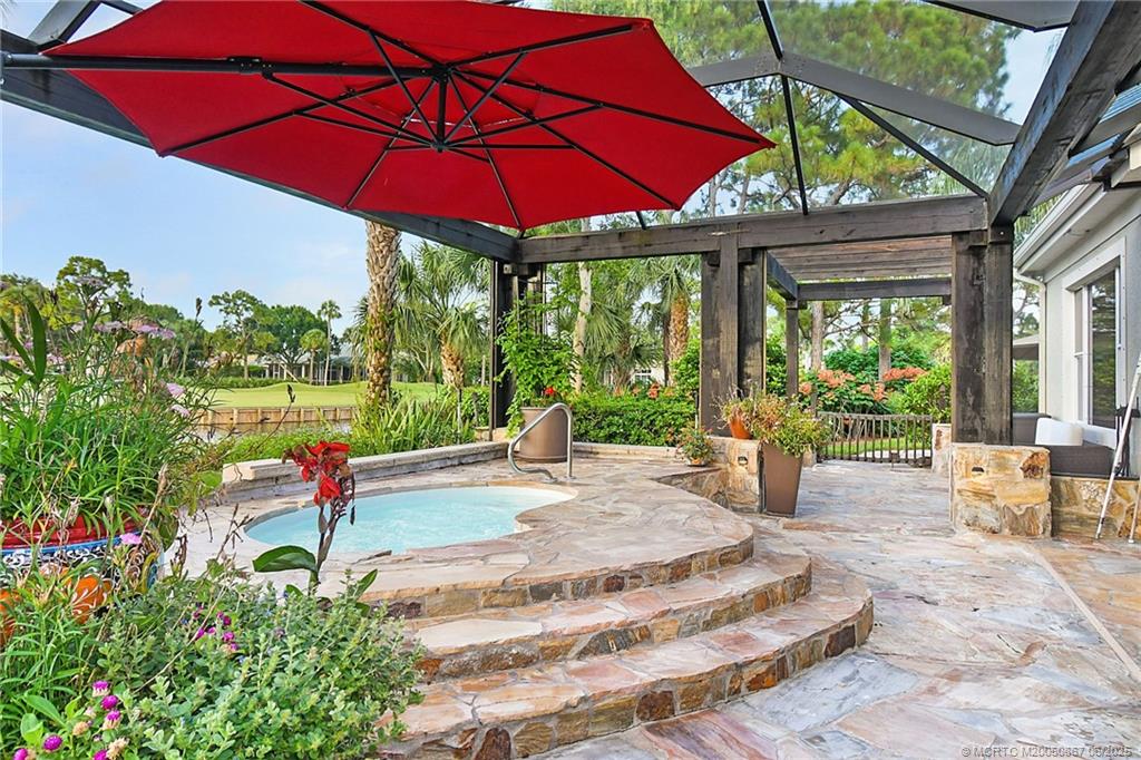 2109 SE Talbot Place