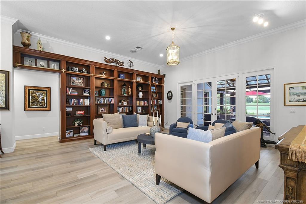 2109 SE Talbot Place