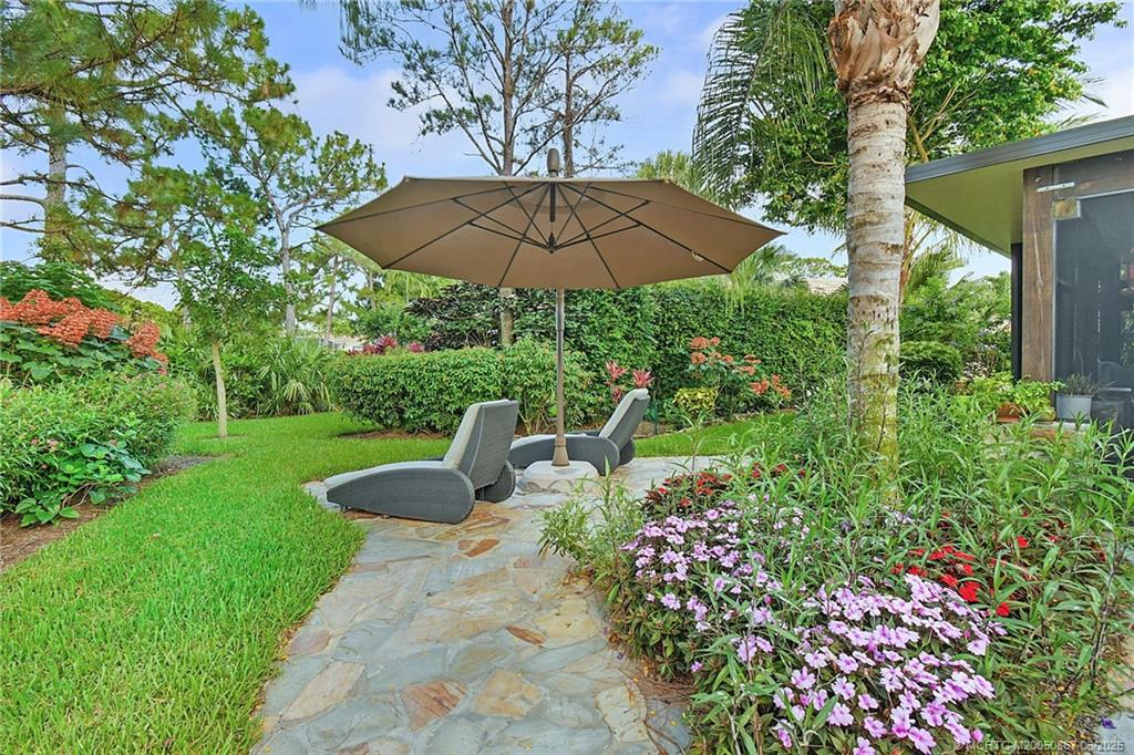 2109 SE Talbot Place