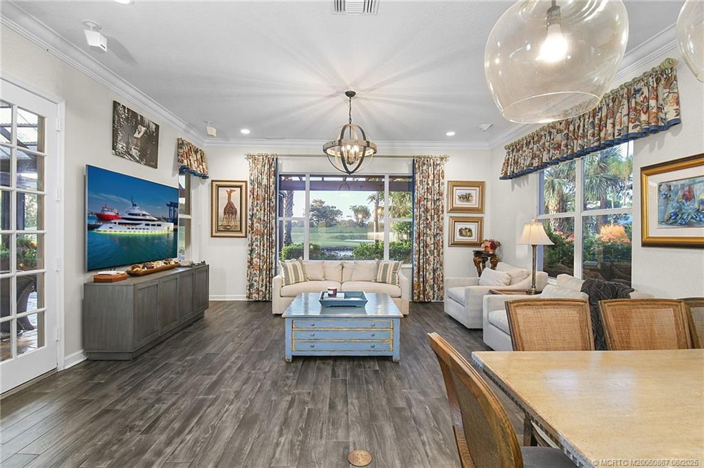 2109 SE Talbot Place