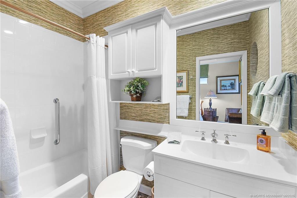 2109 SE Talbot Place