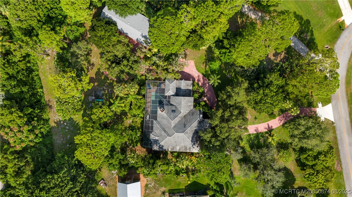 1752 SW Crane Creek Circle