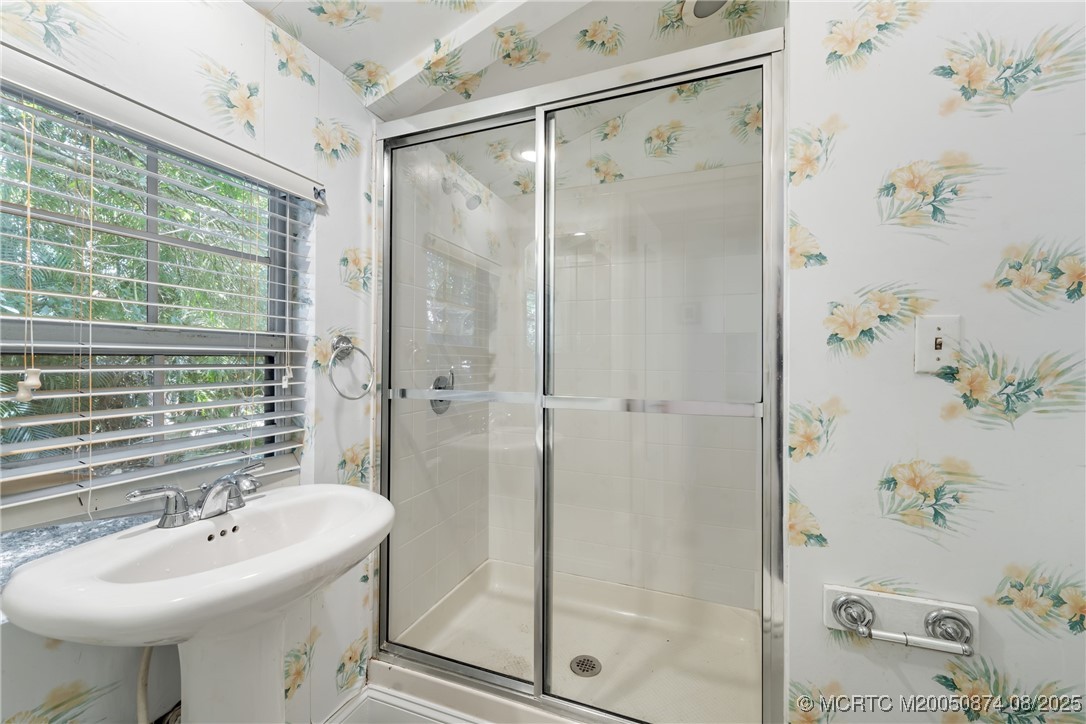 1752 SW Crane Creek Circle