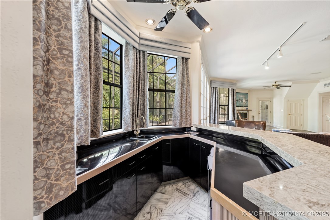 1752 SW Crane Creek Circle