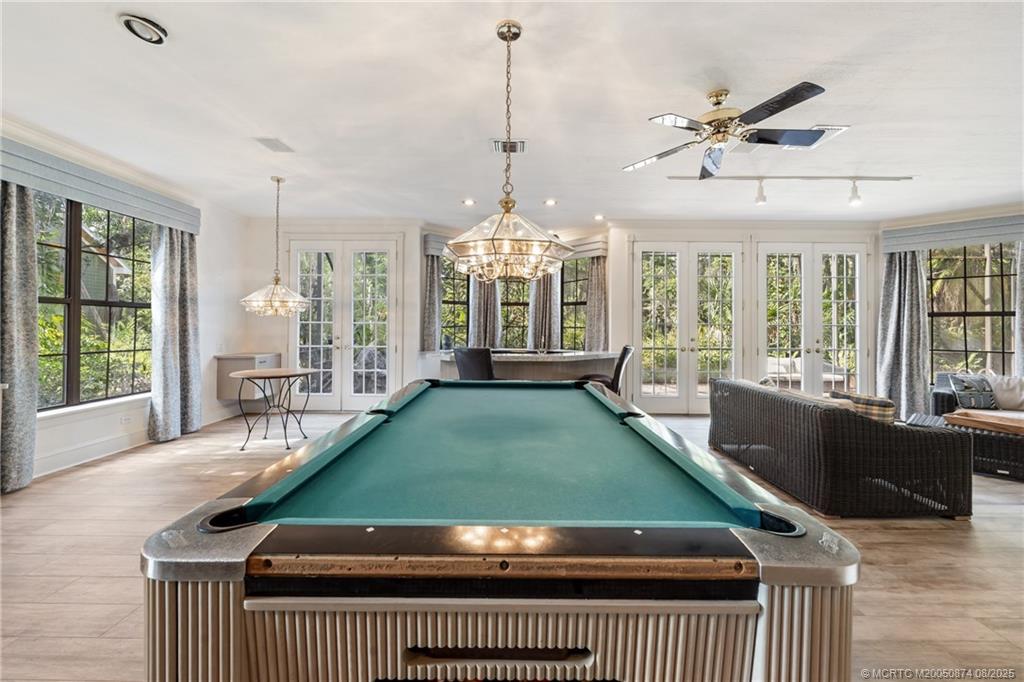 1752 SW Crane Creek Circle