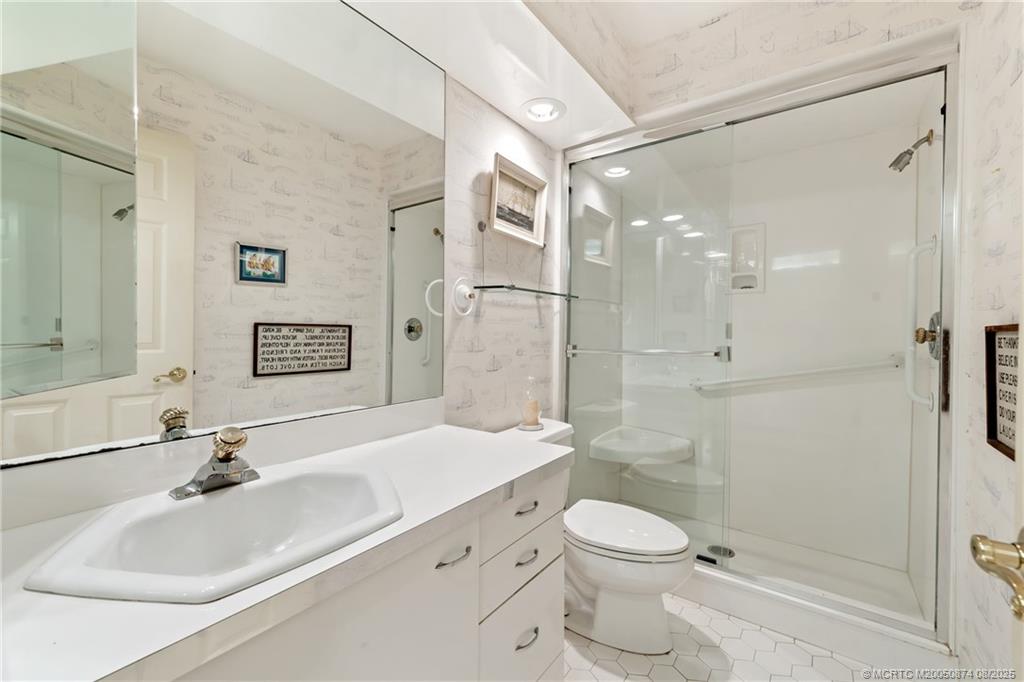 1752 SW Crane Creek Circle