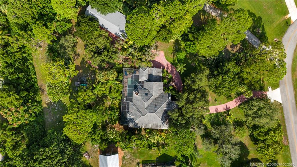 1752 SW Crane Creek Circle