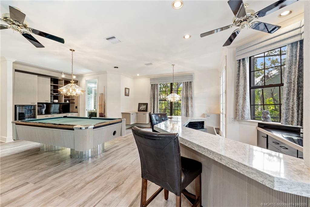 1752 SW Crane Creek Circle