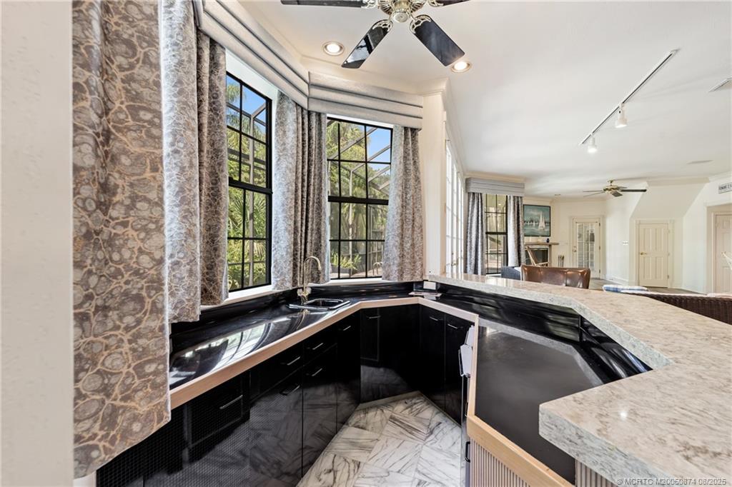 1752 SW Crane Creek Circle