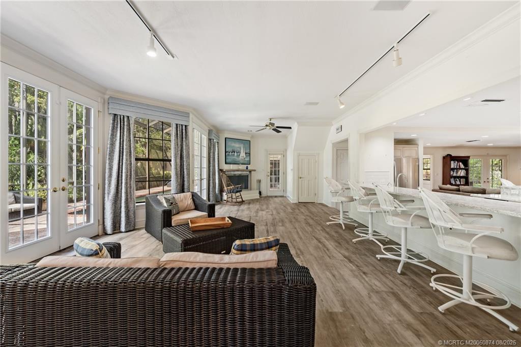 1752 SW Crane Creek Circle