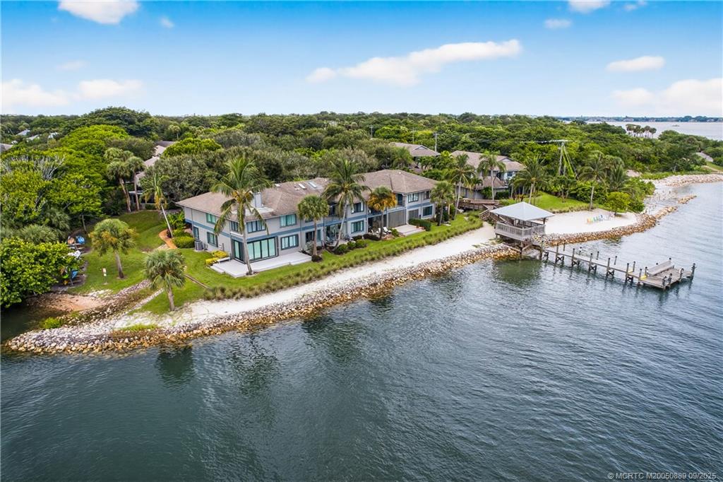 5184 SE Schooner Oaks Way