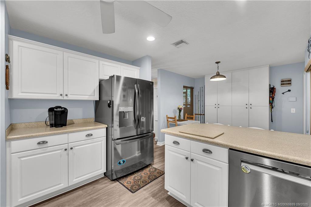 5184 SE Schooner Oaks Way