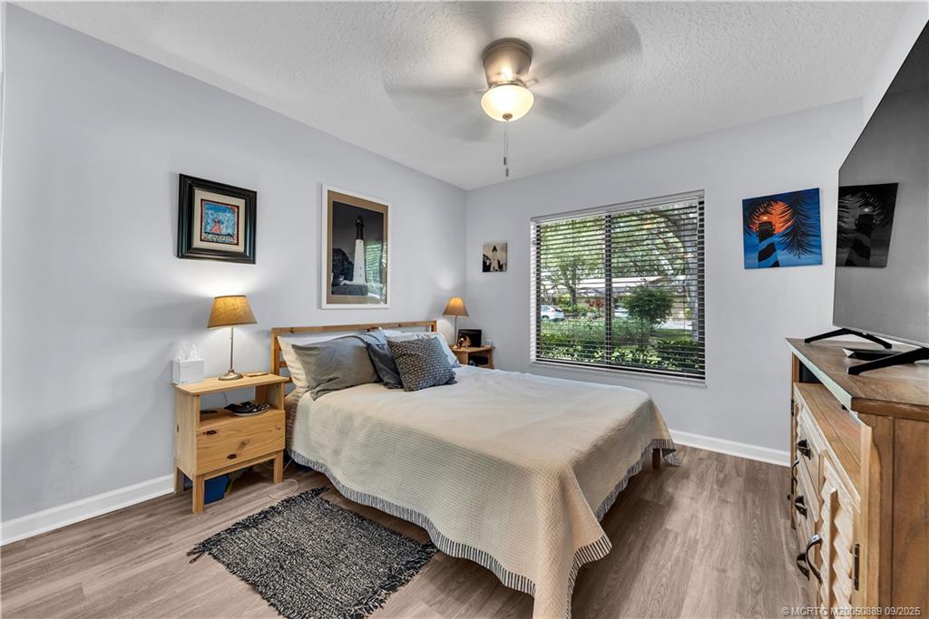 5184 SE Schooner Oaks Way